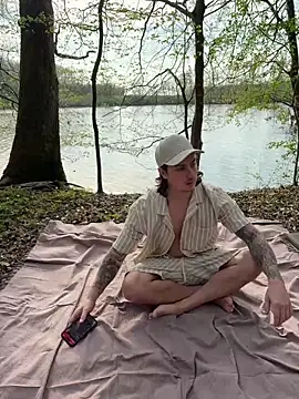 Airelle online show from March 21, 2026, 3:26 pm