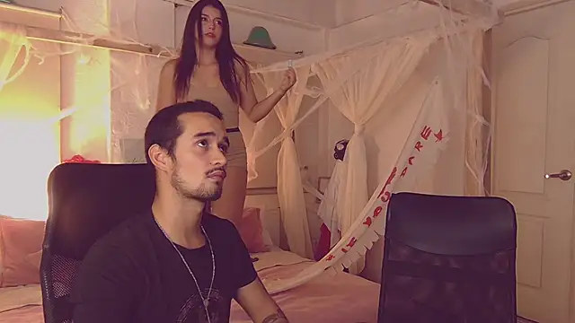 Laila asher online show from October 25, 2025, 7:05 am