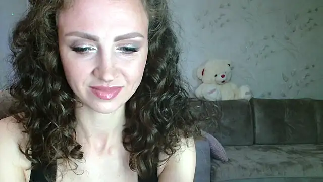 Amber Carrol online show from June 6, 2026, 6:12 pm