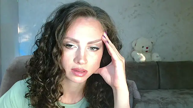 Amber Carrol online show from June 15, 2026, 3:36 pm