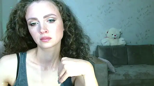 Amber Carrol online show from June 29, 2026, 5:02 pm
