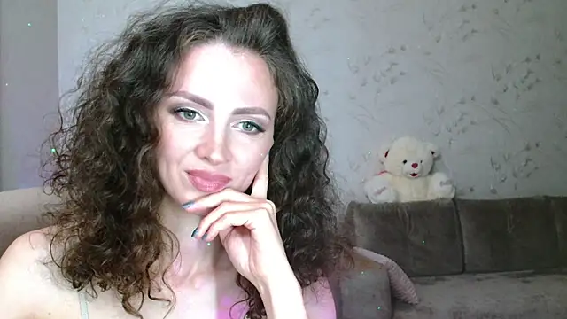Amber Carrol online show from July 1, 2026, 4:40 pm