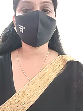 Snapshot of shivani27 chatting on October 3, 2025, 8:44 am shivani27 online show from October 3, 2025, 8:44 am