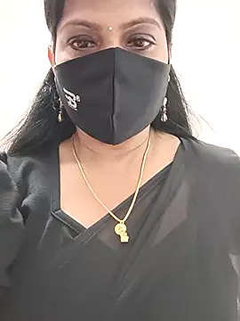 Snapshot of shivani27 chatting on October 8, 2025, 6:27 pm shivani27 online show from October 8, 2025, 6:27 pm