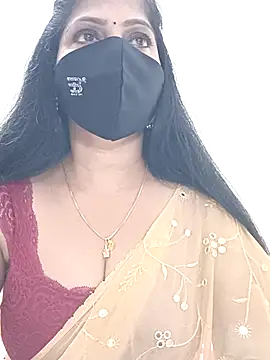 Snapshot of shivani27 chatting on July 17, 2026, 5:40 pm shivani27 online show from July 17, 2026, 5:40 pm
