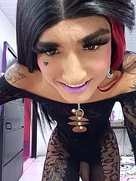 translatina777 online show from December 1, 2025, 4:17 am