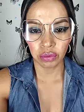 AntonelaMorriz online show from December 19, 2025, 7:48 am