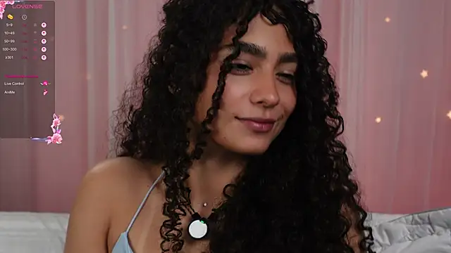 Victoria Curly online show from October 29, 2025, 1:52 am