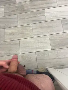 Snapshot of Malesub-84 chatting on October 24, 2025, 4:47 pm Malesub-84 online show from October 24, 2025, 4:47 pm