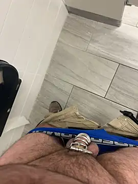 Snapshot of Malesub-84 chatting on November 7, 2025, 2:39 pm Malesub-84 online show from November 7, 2025, 2:39 pm