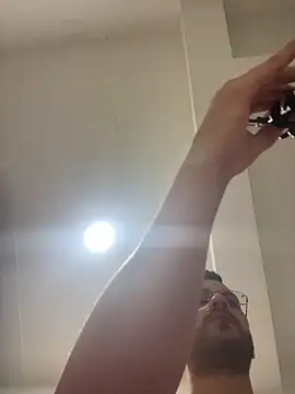 Dark beauty2 online show from November 12, 2025, 12:55 am