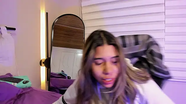 Rachell criss online show from October 3, 2025, 5:15 am