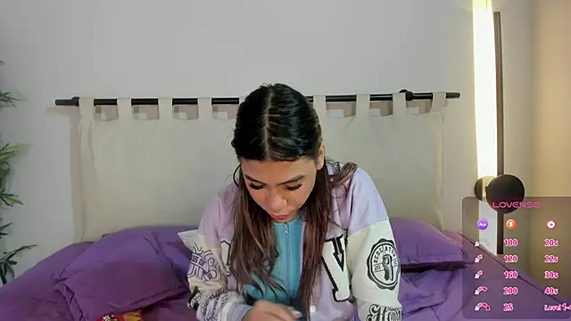 Rachell criss online show from February 22, 2026, 4:02 am