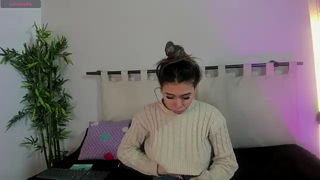 Rachell criss online show from March 14, 2026, 4:18 am