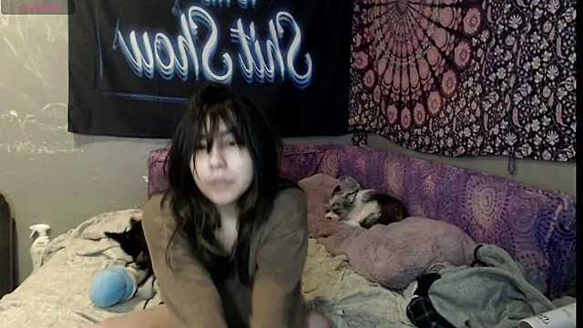 Snapshot of London_Ray chatting on September 14, 2025, 8:13 am London Ray online show from September 14, 2025, 8:13 am