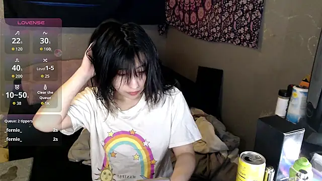 Snapshot of London_Ray chatting on November 17, 2025, 6:19 am London Ray online show from November 17, 2025, 6:19 am