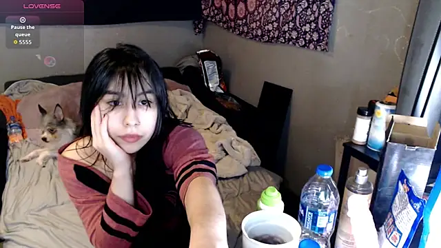 Snapshot of London_Ray chatting on December 1, 2025, 2:38 am London Ray online show from December 1, 2025, 2:38 am