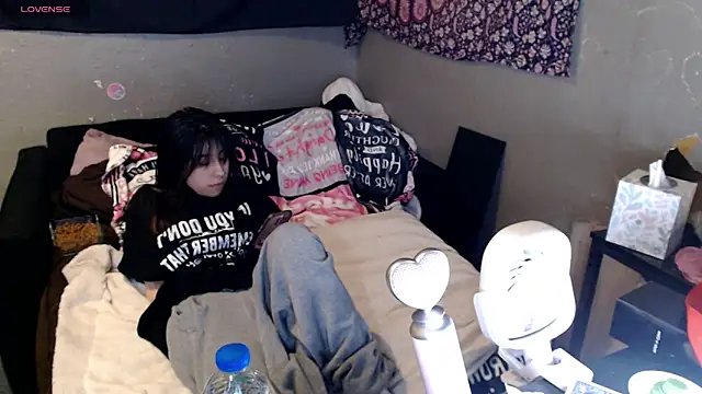 Snapshot of London_Ray chatting on February 2, 2026, 6:45 am London Ray online show from February 2, 2026, 6:45 am