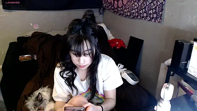 Snapshot of London_Ray chatting on February 16, 2026, 3:24 am London Ray online show from February 16, 2026, 3:24 am