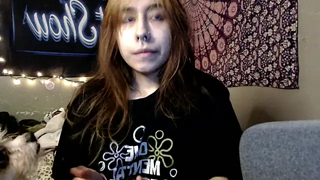 Snapshot of London_Ray chatting on July 19, 2026, 12:14 am London Ray online show from July 19, 2026, 12:14 am