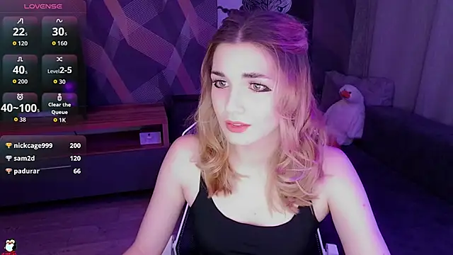 Sandy Belle online show from October 12, 2025, 9:25 pm