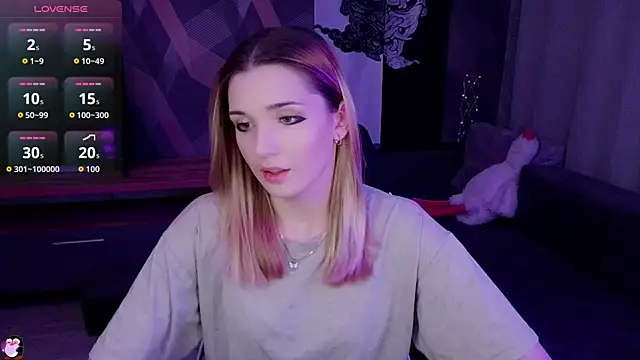 Sandy Belle online show from October 21, 2025, 6:52 pm