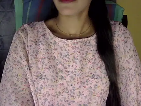 zara Khan0 online show from October 5, 2025, 2:26 pm