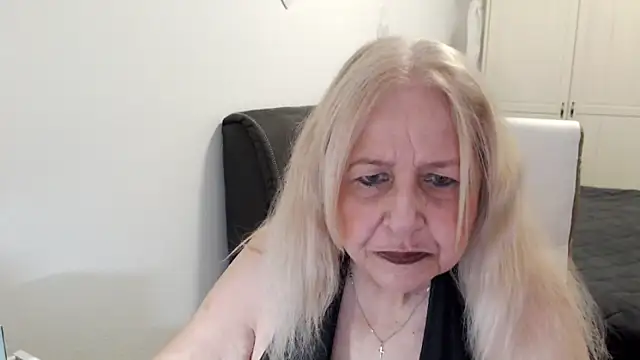 Snapshot of SusiLifeXXX chatting on May 28, 2026, 8:06 pm SusiLifeXXX online show from May 28, 2026, 8:06 pm