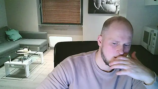 Dartanjanas13 online show from November 14, 2025, 8:07 pm