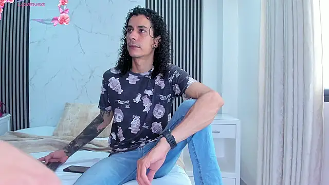 JackAndRosse  online show from March 27, 2026, 2:06 pm