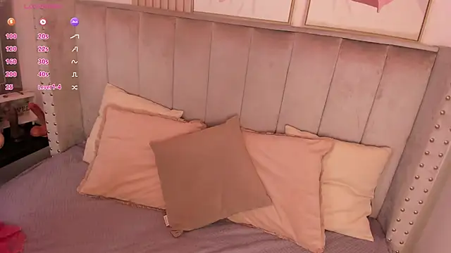 Seshat Hitt online show from November 27, 2025, 3:08 am