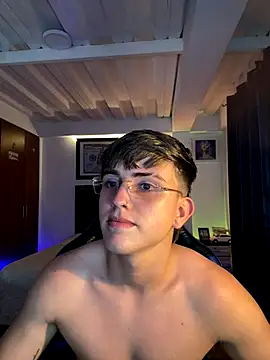 Justin trevor1 online show from October 24, 2025, 10:17 pm