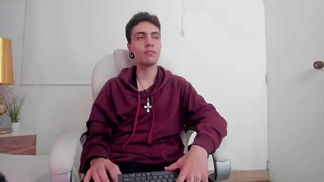 dark sun302 online show from November 29, 2025, 10:02 pm