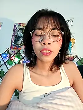 dolliette24 online show from March 17, 2026, 5:44 am