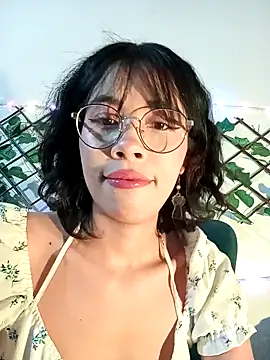 dolliette24 online show from April 4, 2026, 1:26 am