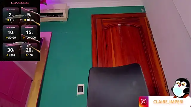 Snapshot of CLAIRE_EMPIRE chatting on November 5, 2025, 8:03 am CLAIRE EMPIRE online show from November 5, 2025, 8:03 am