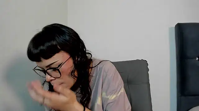 Snapshot of Seijacu chatting on February 3, 2026, 7:52 pm Seijacu online show from February 3, 2026, 7:52 pm