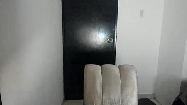 ThiagoLugo online show from April 15, 2026, 3:46 am