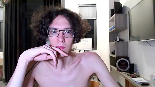 LovesomeCookie online show from March 10, 2026, 5:40 pm