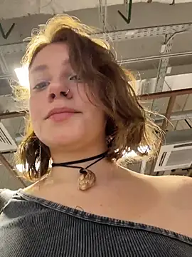 Snapshot of lucy-joy chatting on October 15, 2025, 9:31 am lucy-joy online show from October 15, 2025, 9:31 am