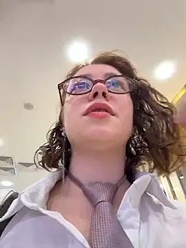 Snapshot of lucy-joy chatting on October 16, 2025, 10:27 am lucy-joy online show from October 16, 2025, 10:27 am