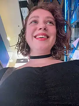 Snapshot of lucy-joy chatting on November 5, 2025, 10:15 am lucy-joy online show from November 5, 2025, 10:15 am