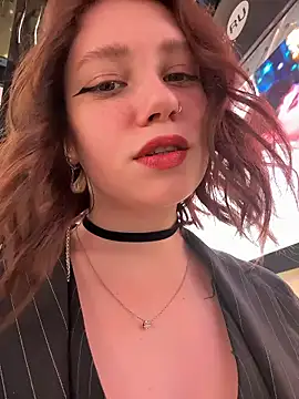 lucy-joy online show from January 16, 2026, 8:29 am