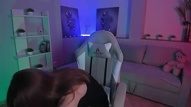 AlicePill online show from October 30, 2025, 1:29 am