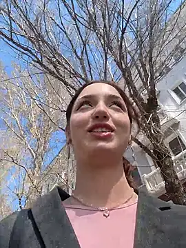 DollyTall online show from April 14, 2026, 6:30 am