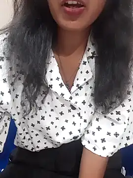 AnkitaDevi online show from September 29, 2025, 4:06 am