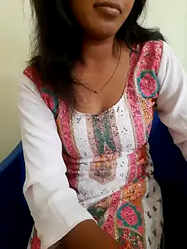 Snapshot of AnkitaDevi chatting on July 10, 2026, 3:33 am AnkitaDevi online show from July 10, 2026, 3:33 am