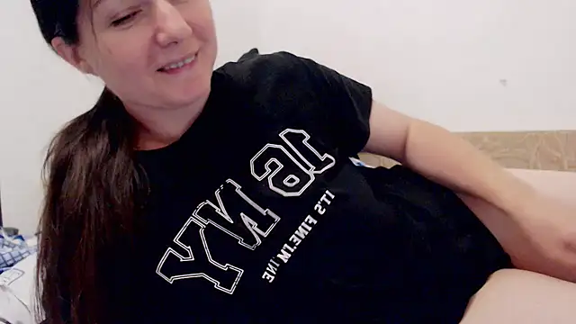 simpledi online show from November 8, 2025, 7:52 am