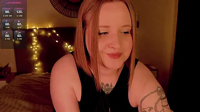 NaomiRey1 online show from October 20, 2025, 3:34 pm