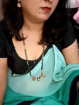 Snapshot of Niharika555 chatting on February 17, 2026, 8:22 am Niharika555 online show from February 17, 2026, 8:22 am